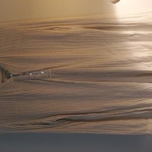 Lucky brand top / never worn